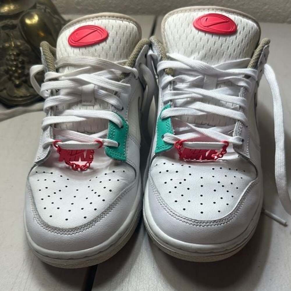 Nike Women's Dunk Low 'Pink Bling'  DX6060-121